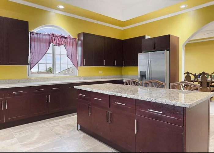 Villa Hospitality Expert Vsv Tf 3br Pool